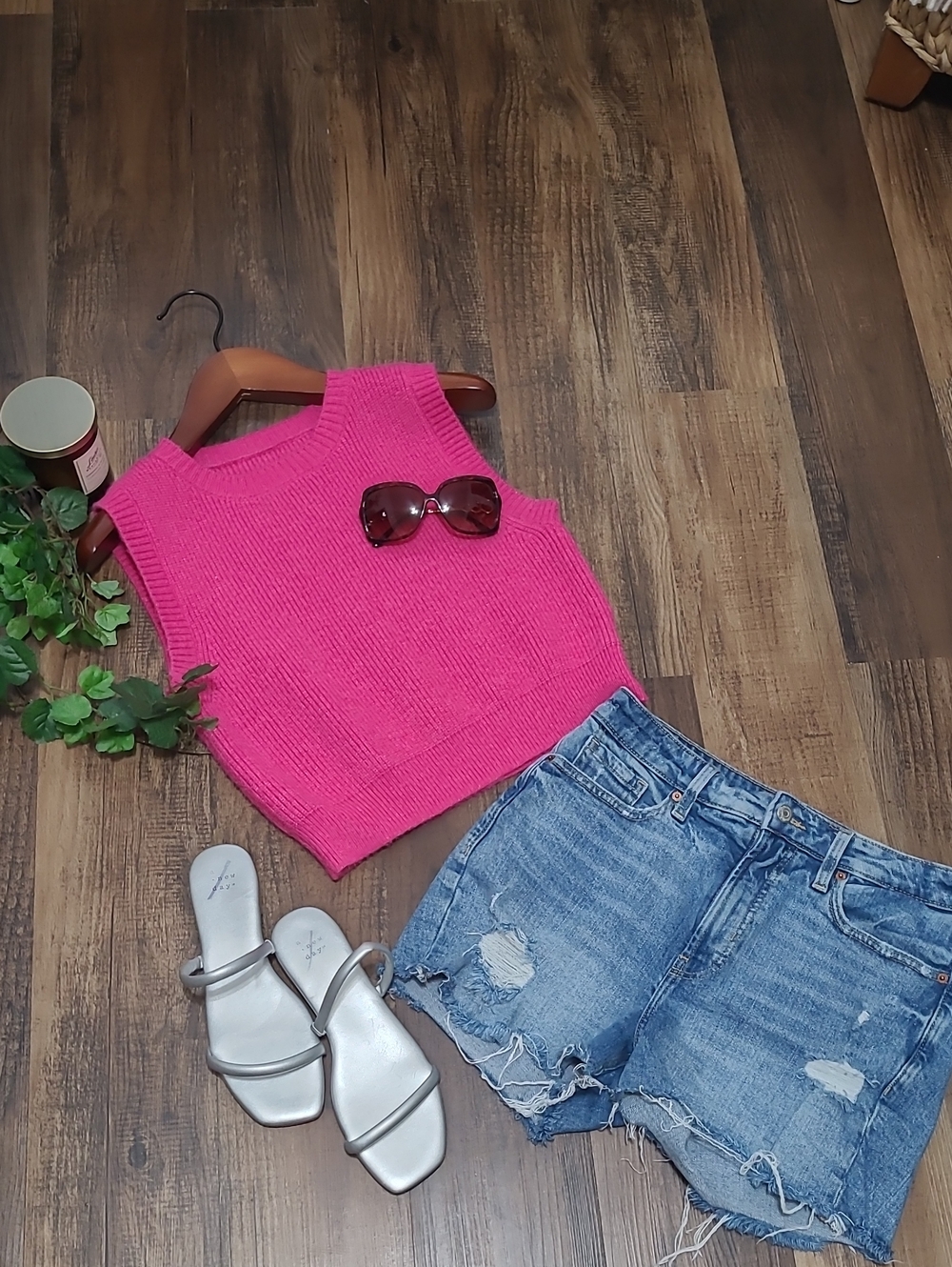 Cider Hot Pink Cropped Sweater Vest